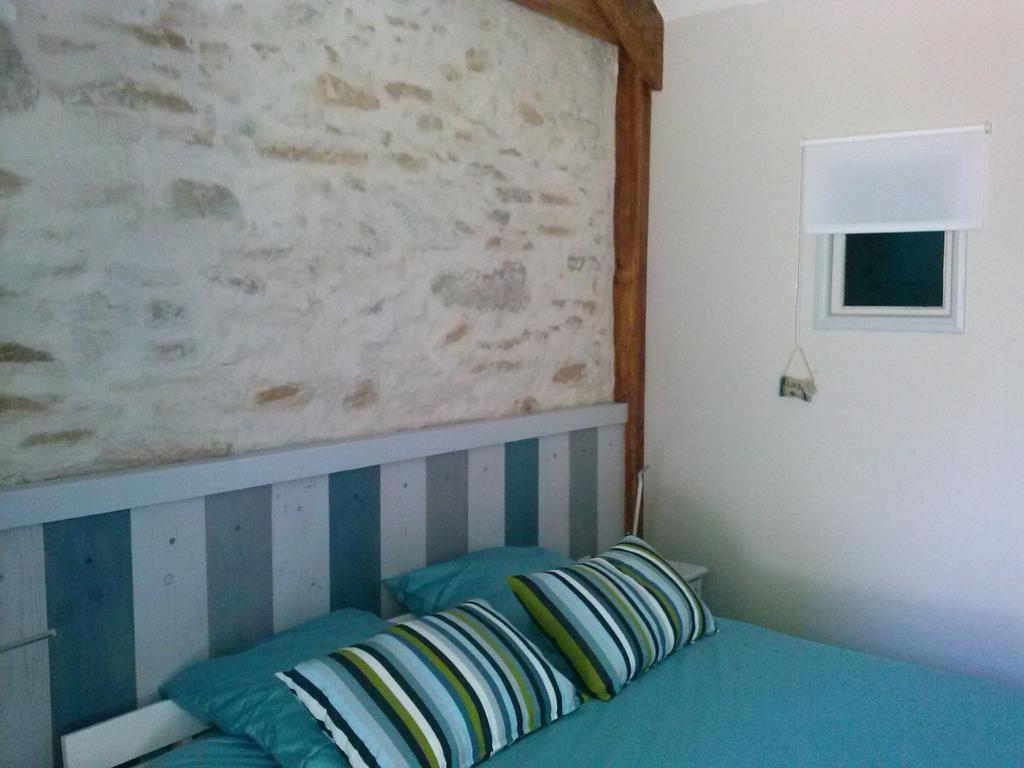 Chambre D'Hotes Le Massanous Laure-Minervois Room photo