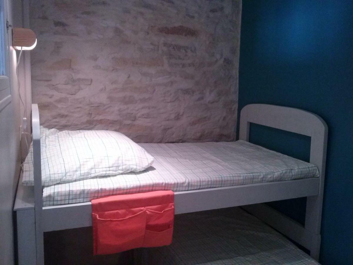 Chambre D'Hotes Le Massanous Laure-Minervois Room photo